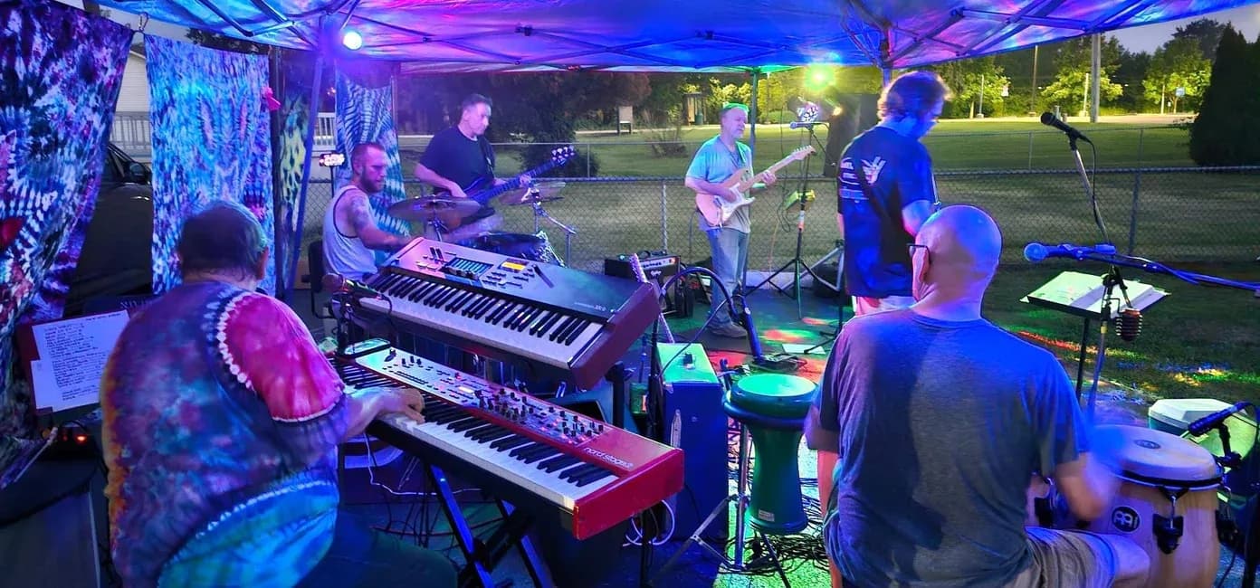 Smokey & Friends 8/1/2026 at High Ho Gems